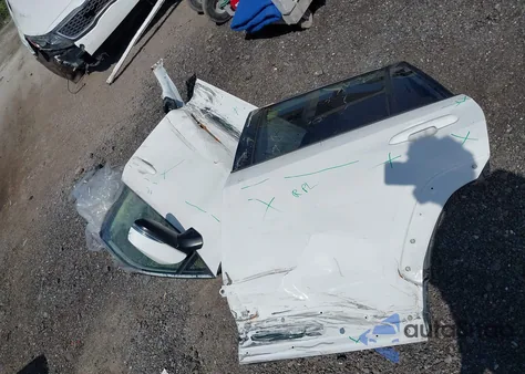 2020 Toyota Rav4 Xle Premium z USA, uszkodzony, nr VIN JTMC1RFV8LD521059